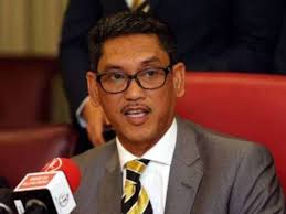 J&t express merupakan perkhidmatan penghantaran barangan dan ia mempunyai bagi anda yang menetap di perak dan ingin membuat penghantaran barang atau ingin mengambil barangan yang telah dipesan secara atas. Ahmad Faizal Kemuka Nama Adun Bersatu Jadi Exco Perak