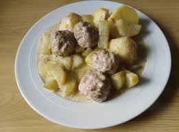 Schmorgurken Mit Hackballchen Von Corela1 Chefkoch Rezept Schmorgurken Rezepte Schmorgurken Mit Hack