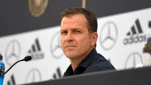 Das zumindest berichtet die sport bild. Wm 2018 So Reagiert Dfb Manager Bierhoff Auf Wirbel Um Gundogan
