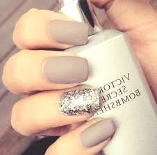 11 Acrylic Nails Matte Glitter Cok Kolay Yapabileceginiz En Sik Ve En Moda Tirnak Suslemek Icin Oje Modelleri Ve Yapilan Tirnak Suslem Manikur Tirnak Glitter