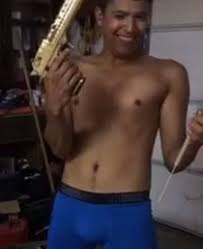 Final Moments Of Youtube Stuntman S Life Seen In Harrowing Footage As He Forces Nervous Girlfriend To Shoot Him Through Book Mirror Online