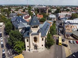 According to mywot, siteadvisor and google safe browsing analytics. JudecÄƒtoria PloieÈ™ti Home Facebook
