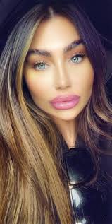 Laurengoodger/instagram she covered her body in bubbles and pouted before rolling onto her stomach and teasing a look at her. Lauren Goodger On Twitter They Fall Inlove Before They Know My Name