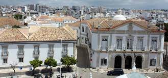 Forum algarve is a shopping mall in faro, located about 2 kilometres from the old town. Tagesausflug Nach Faro