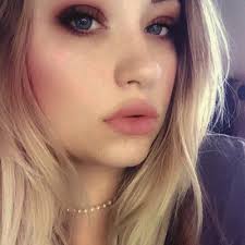 Lexie Wright (@Rexalynn)