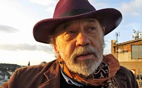 Zasypali ji do mělkého hrobu, zneužili, ve vězení jí řezaly žiletkou  spoluvězenkyně. Barbora Škrlová není viník, ale oběť… Nová fakta o  ´kuřimské kauze´ a podivná role policie