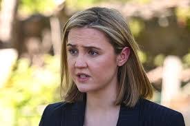 Donna Ramkissoon's Instagram, Twitter & Facebook