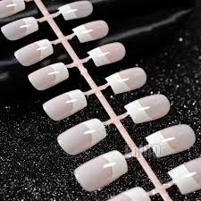 See more ideas about köröm, körömötletek, köröm design. 1lot 10kits Kozepes Meretu Francia Korom Feher Szogletes Kormok Francia Ujjak Nude Szinu Klasszikus Mu Korom Teljesen 240pcs Kategoria Nails And Eszkozok Brand Mall News