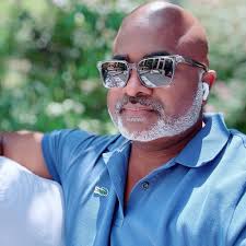 Where to report a breach in food hygiene in Calgary?