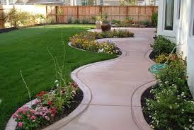 Creative Landscaping Along Windy Walkway Small Backyard Landscaping Beautiful Home Gardens Backyard Landscaping Designs