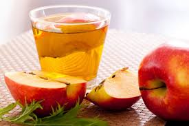 Ketika mengonsumsi cuka apel sebelum makan, maka cuka apel bekerja dengan cara memperlambat proses pelepasan gula dari makanan ke dalam darah. Tips Cuka Apel 5 Manfaat Cuka Apel Untuk Anak Anak
