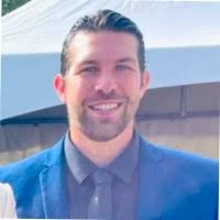 100+ perfiles de «Brunn»