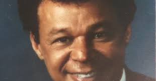 VER VIDEO, POR COVID-19: Muere el tenor Henry Ely