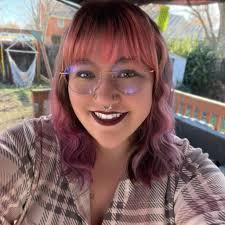 Gel-X nail appointments available Friday or Saturday?