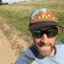 Eric Ahern (@MonsieurAhern)