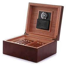 Pin By Ben Romdhane Ilies On Porte Cigarettes Flasques Cigar Humidor Best Humidor Humidor