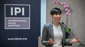 Tre personer er sendt til gjøvik sykehus med ukjent skadeomfang etter en frontkollisjon på fylkesvei 33 i nordre land i innlandet. Eriksen Soreide We Need Un Peace Operations To Work Better International Peace Institute