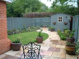 Maintenance Free Garden Ideas Low Maintenance Town Garden Land Army Designs Garde Low Maintenance Garden Design Small Backyard Landscaping Backyard Landscaping