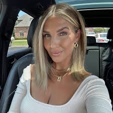 Lacy Langren (@lacylangren) • Threads, Say more