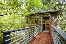 The holiday home features 3 bedrooms, a tv with cable channels, an equipped kitchen with a microwave and a fridge, and 1 bathroom with a bath or shower. Secluded Camping Near Popham Beach State Park Maine Glamping Hub