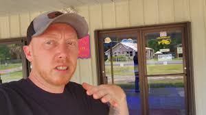 🐠Good morning everyone, 🐟Hope all are having a blessed week,🌱Casey and I  are here at the shop today...Come in and see us if you're out and  about.😊🐡