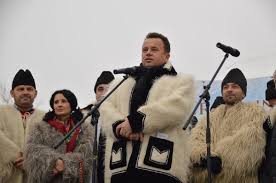 Senatorul social democrat liviu marian pop arată, cu documente, că situația din sistemul de educație este una extrem de gravă. Liviu Pop A RÄƒmas FÄƒrÄƒ Cuvinte In FaÈ›a Unei Poezii Avangardiste Din Manualul De A Ix A Rodica Zafiu Profesor La Litere Ii ExplicÄƒ Fostului Ministru Cantecul Monstrului Din Loch Ness