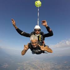 A 10h pour la météo charleville mezieres, le temps devrait être relativement beau, en alternant cependant avec quelques nuages. Saut En Parachute A Charleville Mezieres En Tandem Ardennes 08