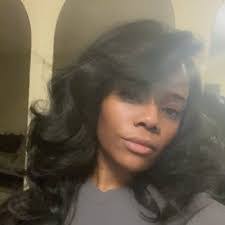 Derrick Briggs's Instagram, Twitter & Facebook