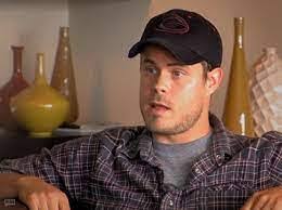 Chris Elworth's Instagram, Twitter & Facebook