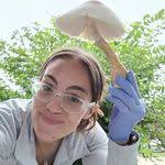 Lynne Agro's Instagram, Twitter & Facebook