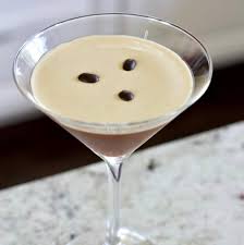 Pour the vodka, coffee liqueur and espresso into a cocktail shaker. Espresso Martini Kahlua Drink Recipe Homemade Food Junkie