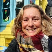 Jennifer Pickerill's Instagram, Twitter & Facebook