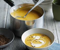 Soupe De Carotte Aux Lentilles Recettes Du Chef Cyril Lignac Recette Recette Soupe De Carotte Recettes De Cuisine