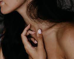 The ear, nose, and throat are intricately connected while visible lumps and bumps, described as cobblestone throat, can look scary these cancers, which form in the air passageway of the upper part of the throat, are diagnosed in. Neck Lump Possible Causes And When To See A Doctor