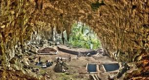Disamping ketujuh warna di atas, adanya pula warna lain, seperti 7 cakra utama di dalam tubuh manusia. Pulau Flores Dan Misteri Tubuh Tubuh Yang Menyusut