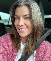 Jennifer Higgins (@jen.goes.grey) • Instagram photos and videos