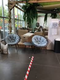 tuin stoelen bij tuincentrum de boet tuinstoelen tuin tuin ideeen