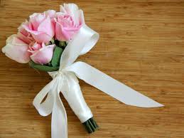 I used my miss planit ivory roses for this wedding bouquet. Use Silk Ribbon To Create A Wedding Bouquet How Tos Diy