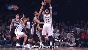 L'occasion pour bein sport d'aller à sa rencontre. San Antonio Spurs Guard Nando De Colo Breaks His Nose In This Nba Gif San Antonio Spurs Fun Sports Colo