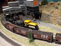 A Switcher Diesel Operating At A Coal Mine Coal Location Modelleisenbahn Modellbahn Eisenbahn
