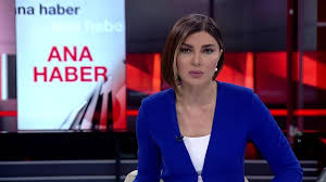 Gün boyunca ekranlarda izleyici ile buluşturulduğu bu kanalın canlı yayınını kesintisiz izleme olanağında sahipsiniz. Cnn Turk Canli Izle Cnn Turk Hd Kesintisiz Izle