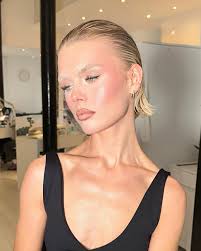 Travelling the world doing what i love most 🇮🇹 Gratitude doesn't even  begin to cover it. A younger Adam dreamed of a life like this traveling the  world, doing what he loves,