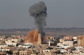 Von berlin bis nach singapur fordern die protestierenden frieden in den umkämpften gebieten. Raketen Zerschlagen Waffenruhe Im Gaza Krieg Wsj