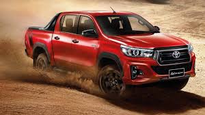 2021 Toyota Hilux Spy Shots Spesification In 2020 Toyota Hilux Toyota Car