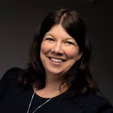 Janine Hubbard's Instagram, Twitter & Facebook