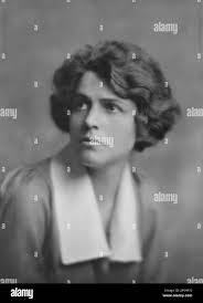 Diana Leonard's Instagram, Twitter & Facebook