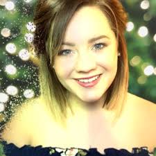 Bee Nash (@BritneyLeaann)