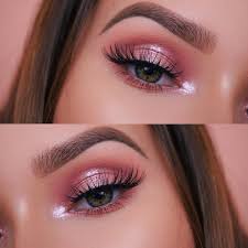 La Imagen Puede Contener Una O Varias Personas Y Primer Plano Stunning Makeup Makeup Eye Looks Matte Makeup