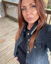 Robin Vine (@edgygirldesigns) • Instagram photos and videos