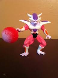 Dec 23, 2017 · the form is a super saiyan pushed to their very strongest, but its place in the canon is questionable, and it seems to have been replaced by forms introduced in dragon ball super. Frieza 3rd Form Dragon Ball Z 5 Figure Irwin 160729542